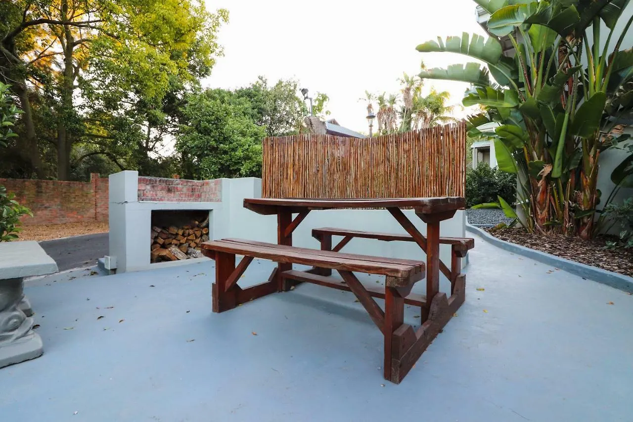 Vierlanden Garden Cottage ダーバンヴィル 南アフリカ