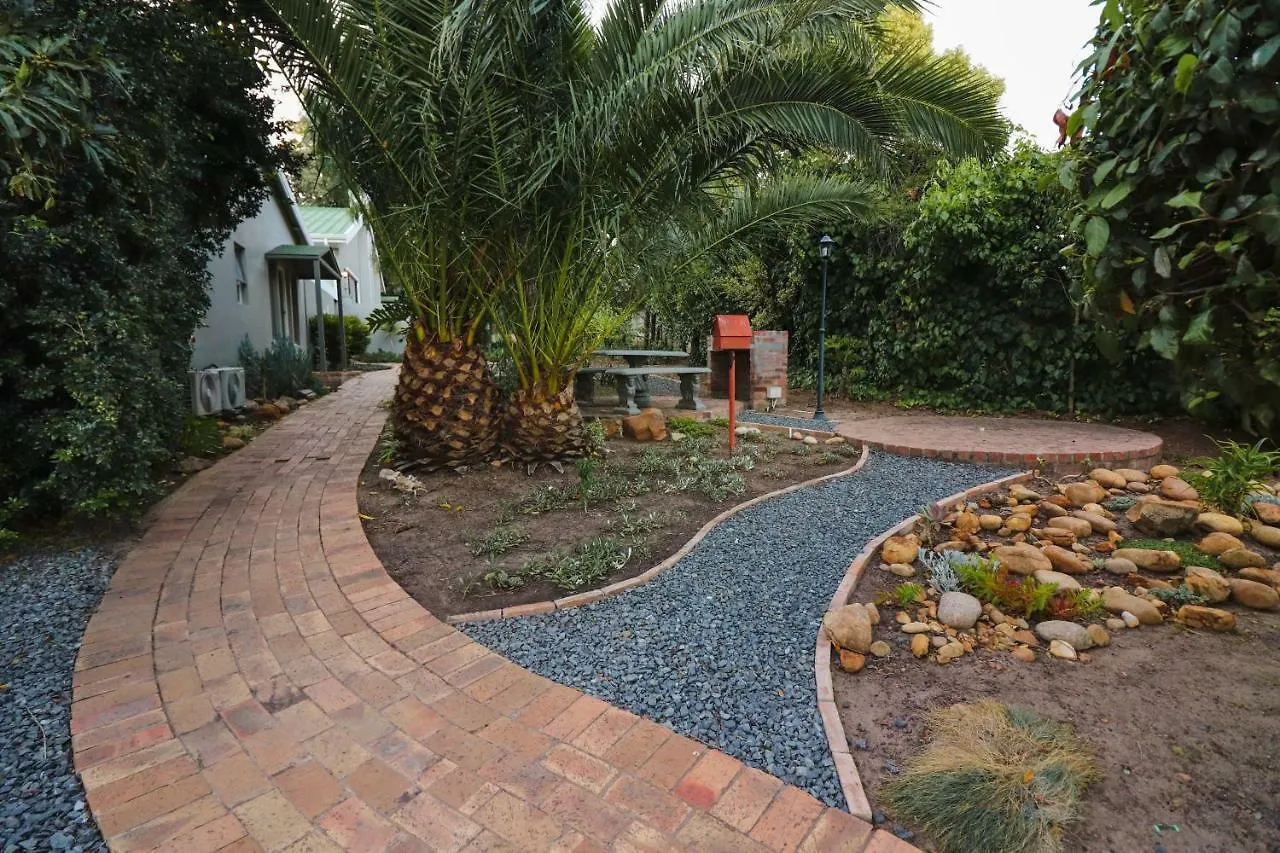 Vierlanden Garden Cottage ダーバンヴィル