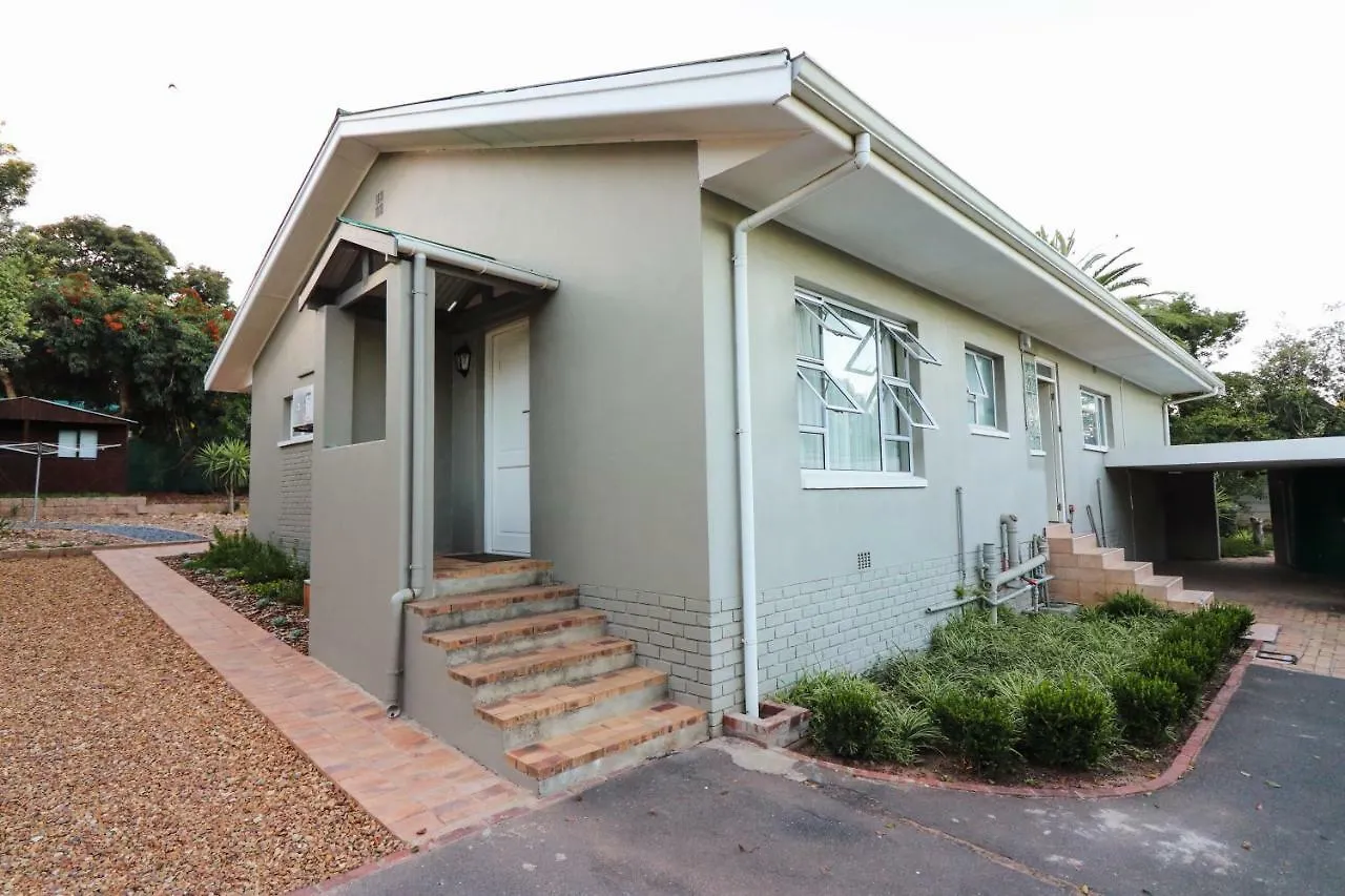 Vierlanden Garden Cottage ダーバンヴィル 0*,