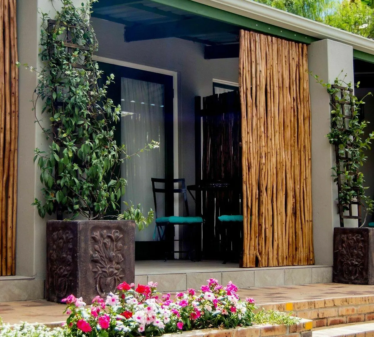 Vierlanden Garden Cottage ダーバンヴィル 0*,