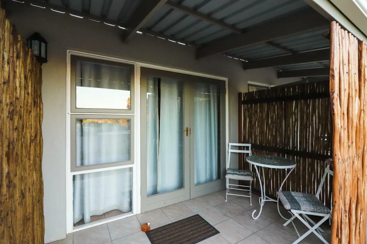 アパート Vierlanden Garden Cottage ダーバンヴィル